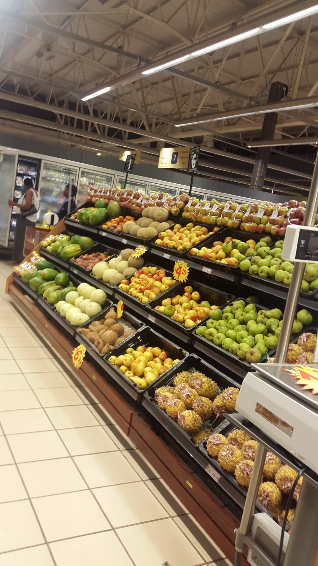 Zonkizizwe Shopping Centre 1