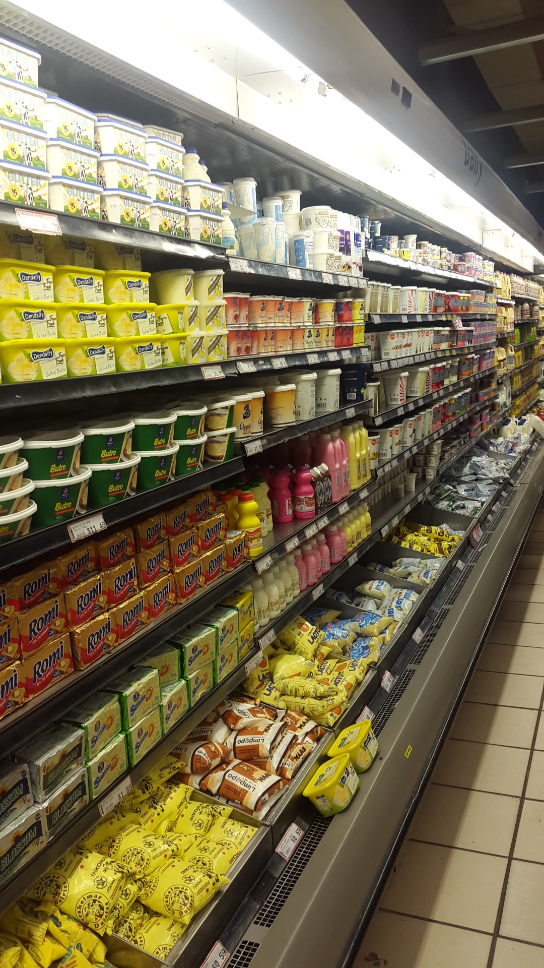 Zonkizizwe Shopping Centre 3