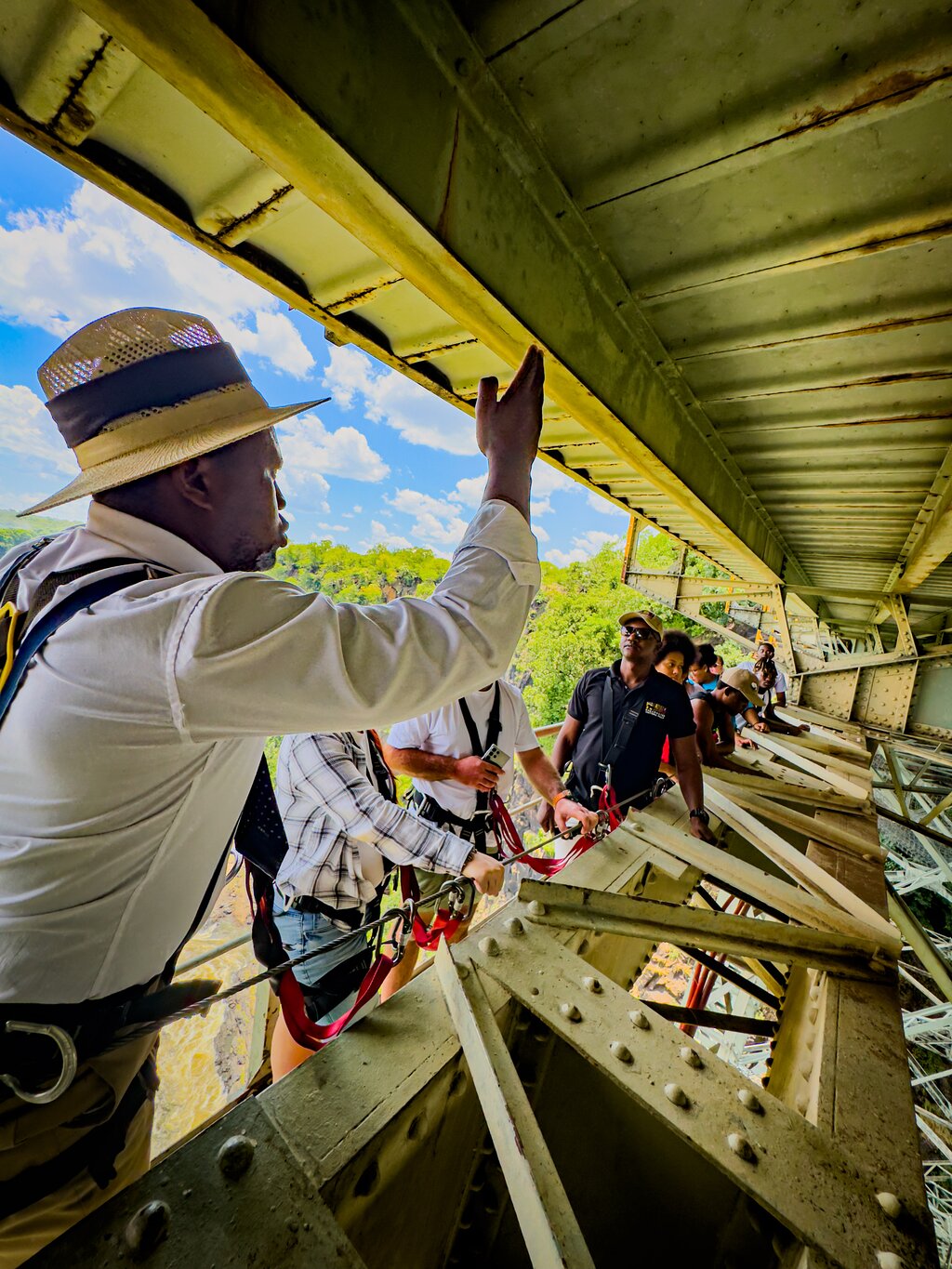 Victoria Falls Bungee, Shearwater 3