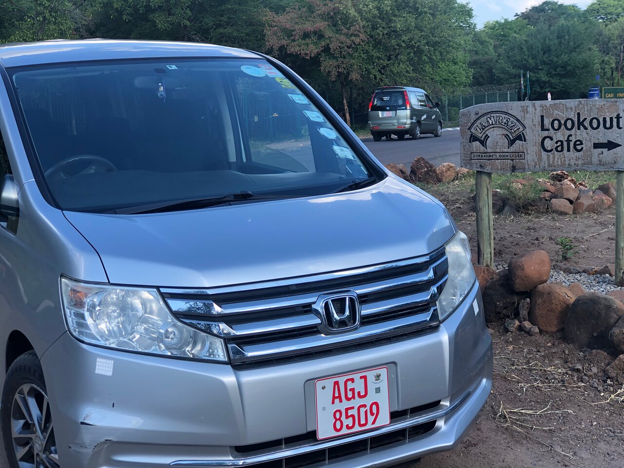 Victoria Falls Handy Taxis and Transfers 2