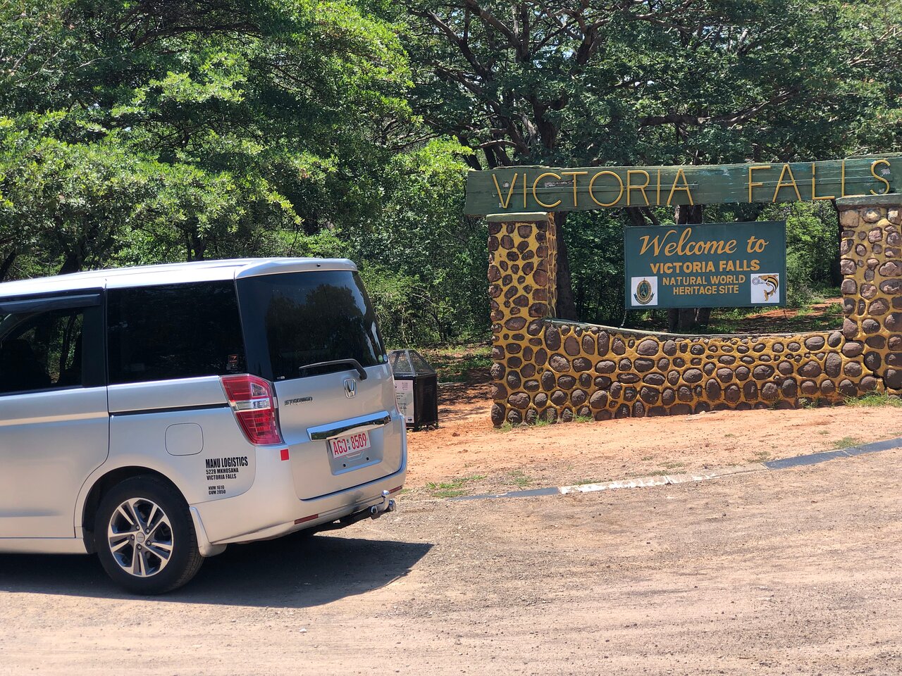 Victoria Falls Handy Taxis and Transfers 3