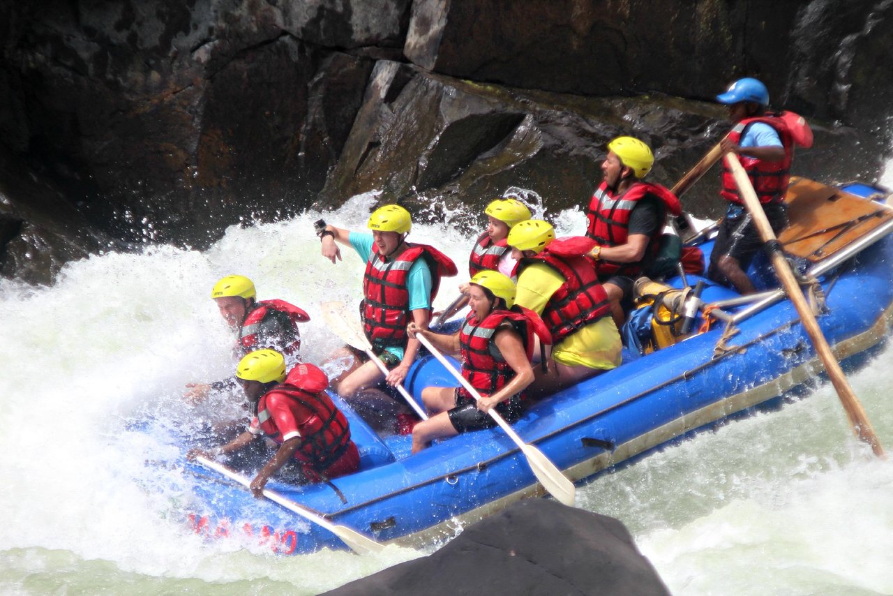 Maano Adventures Victoria Falls