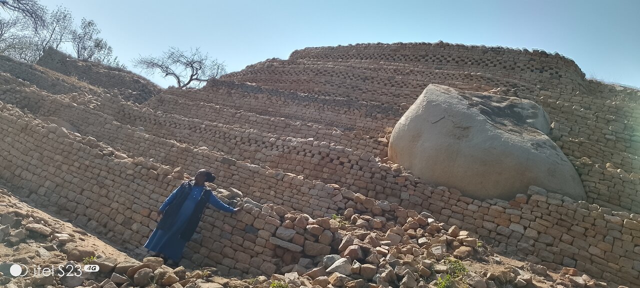 Khami Ruins World Heritage Site 3
